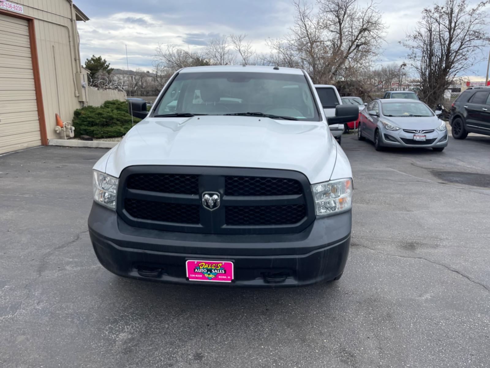 2017 RAM 1500 Tradesman Regular Cab SWB 4WD (3C6JR7AG5HG) with an 3.6L V6 DOHC 24V FFV engine, 8A transmission, located at 813 E Fairview Ave, Meridian , ID, 83642, (208) 336-8230, 43.618851, -116.384010 - Photo #2